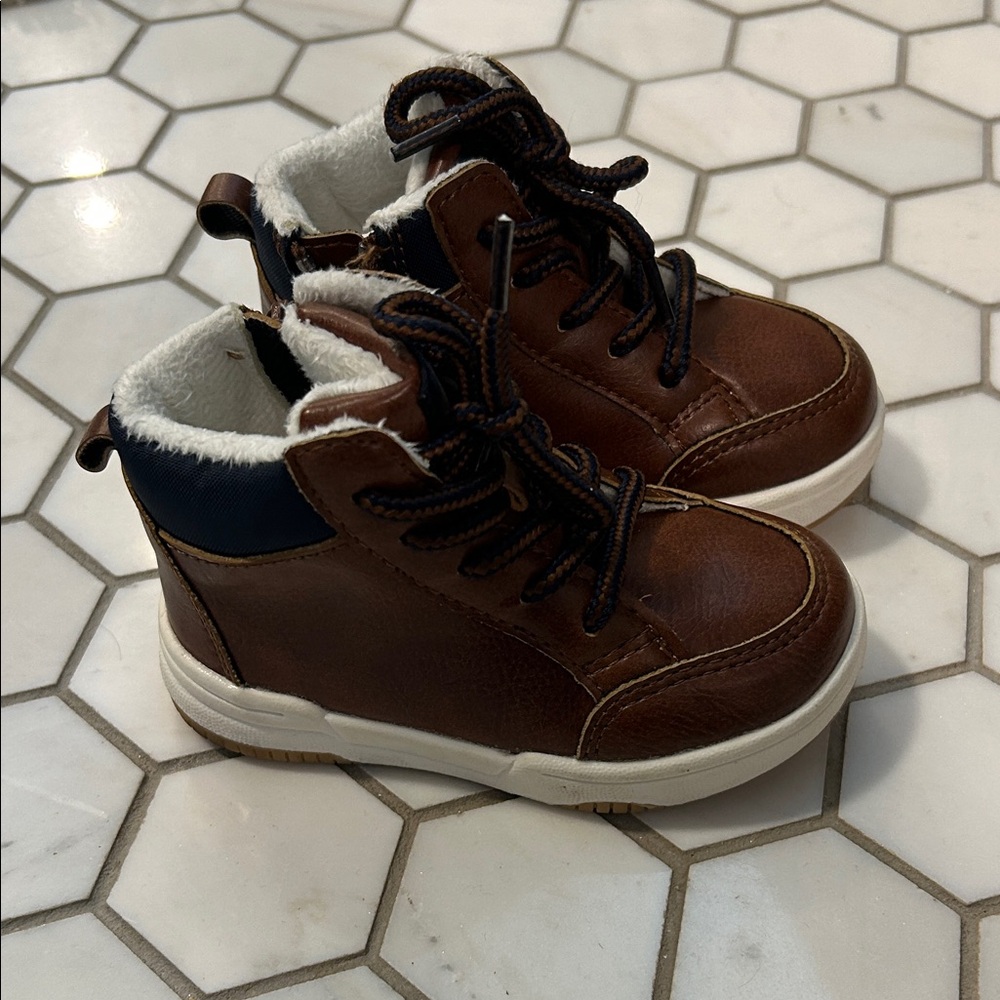 H&M Infant Brown Leather Boys Shoes-Never worn